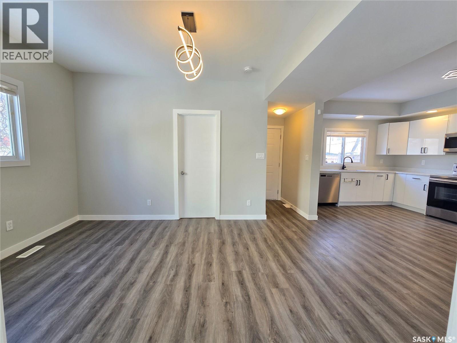 210 E Avenue N, Saskatoon, SK - Indoor Photo Showing Other Room