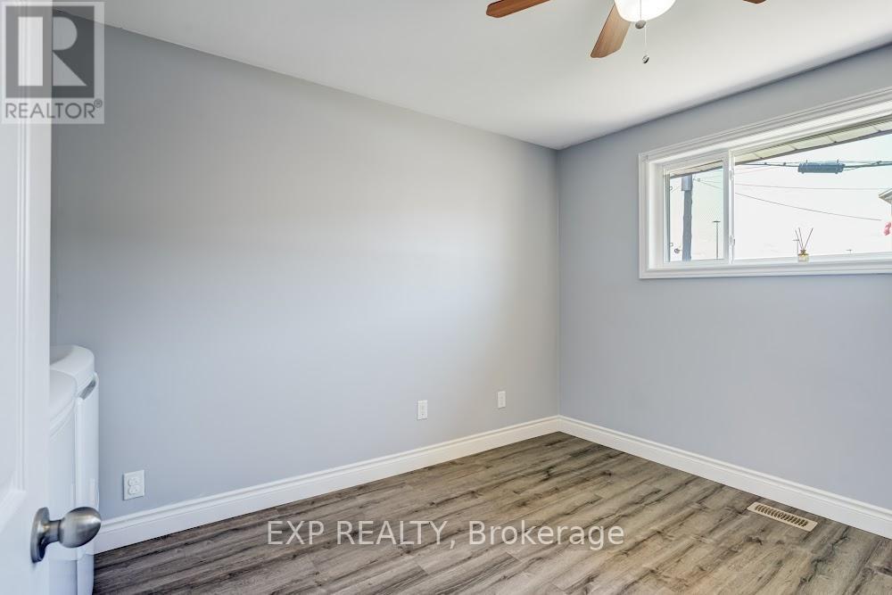 42 Terrace Drive, Hamilton, ON - Indoor Photo Showing Other Room