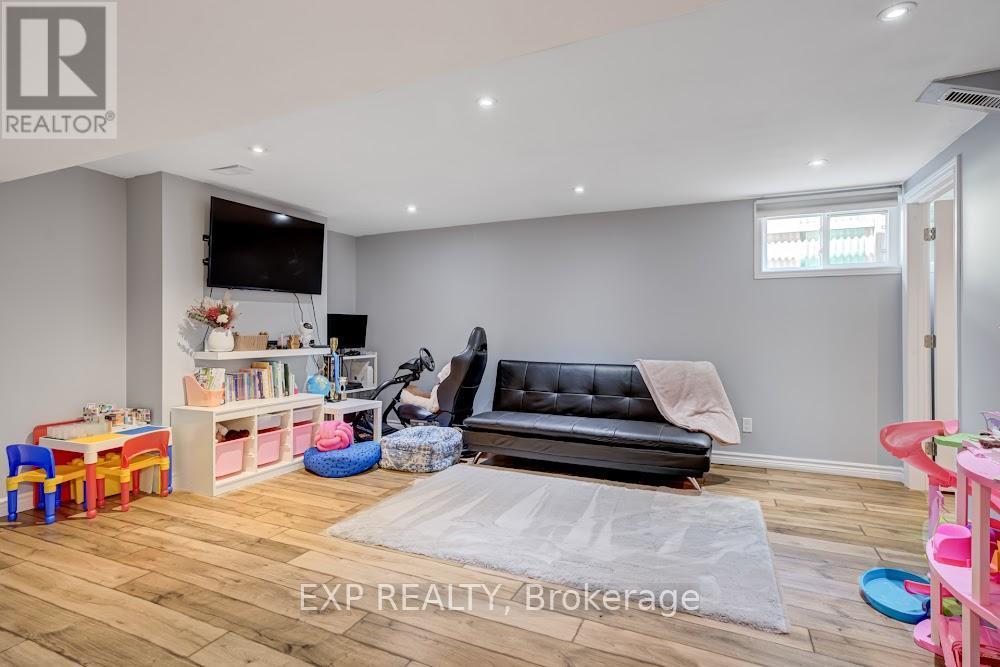 42 Terrace Drive, Hamilton, ON - Indoor