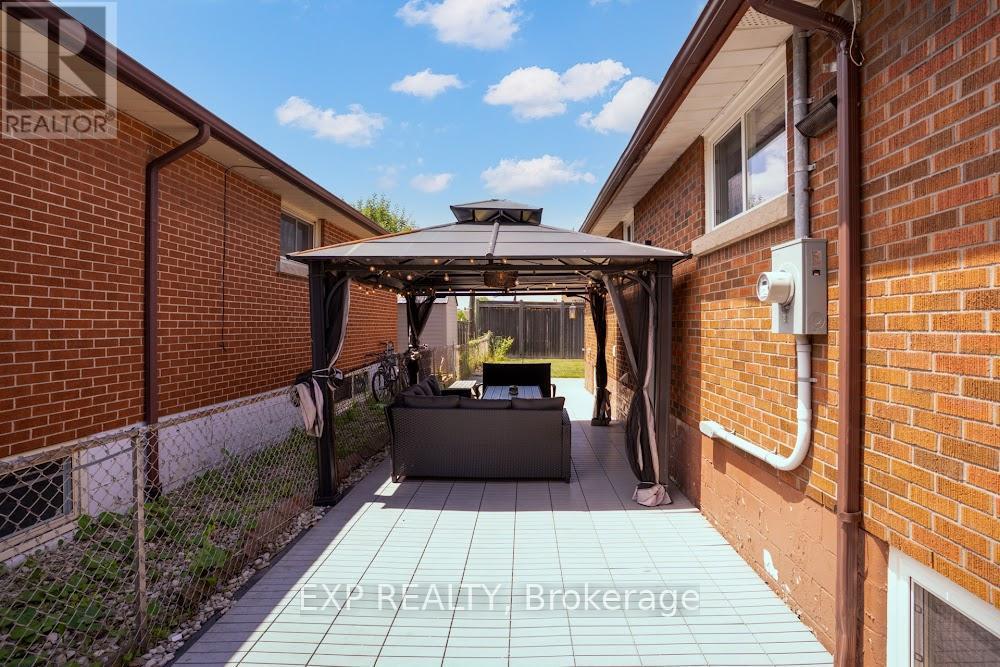 42 Terrace Drive, Hamilton, ON - Outdoor With Exterior