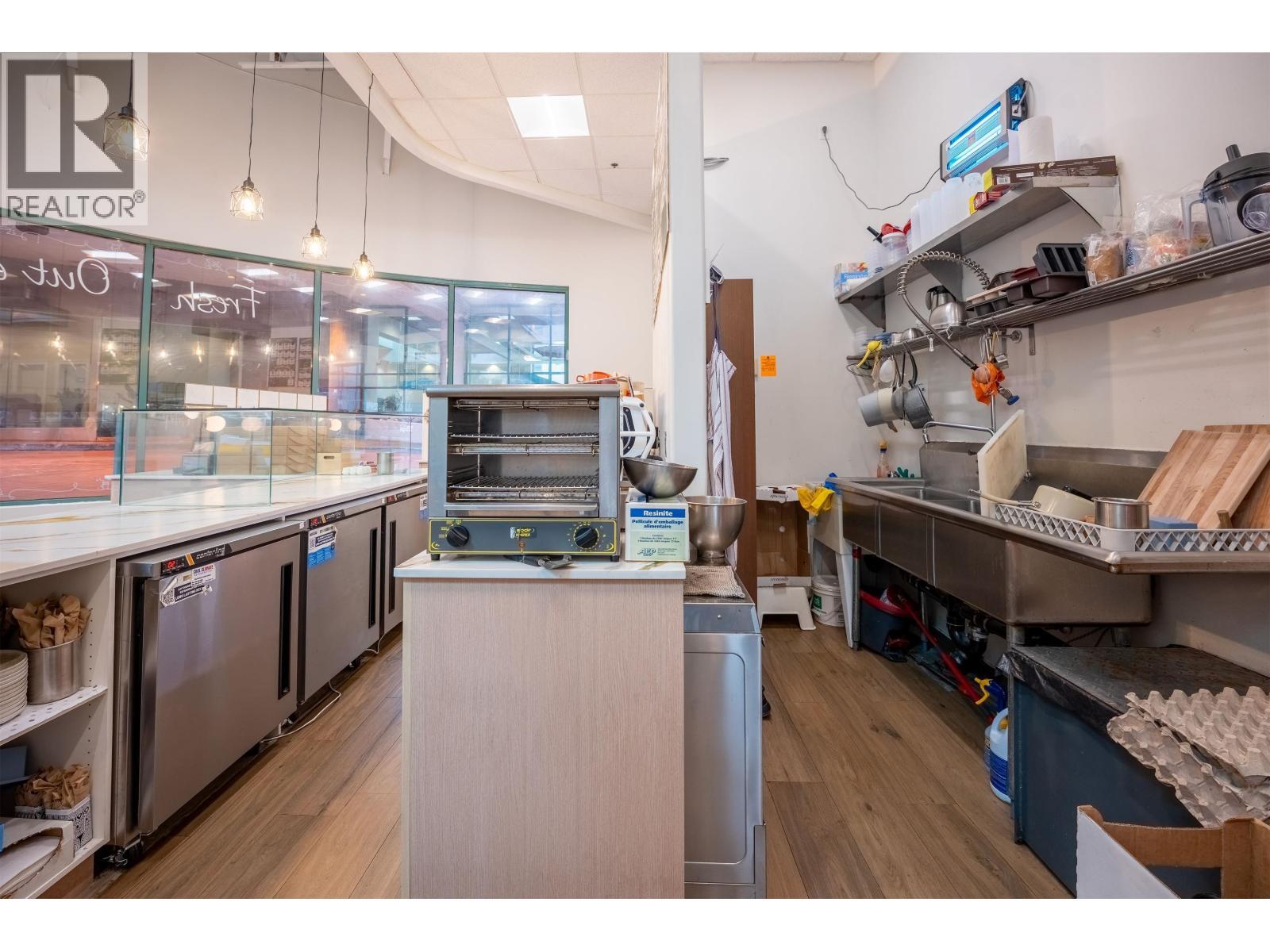 858 Hamilton Street, Vancouver, BC