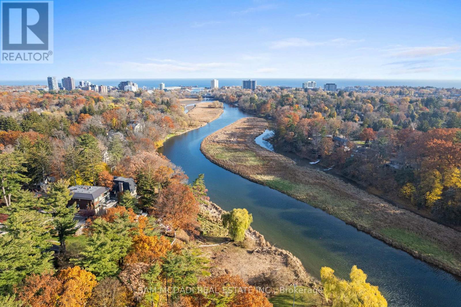 1470 Pinetree Crescent, Mississauga, ON