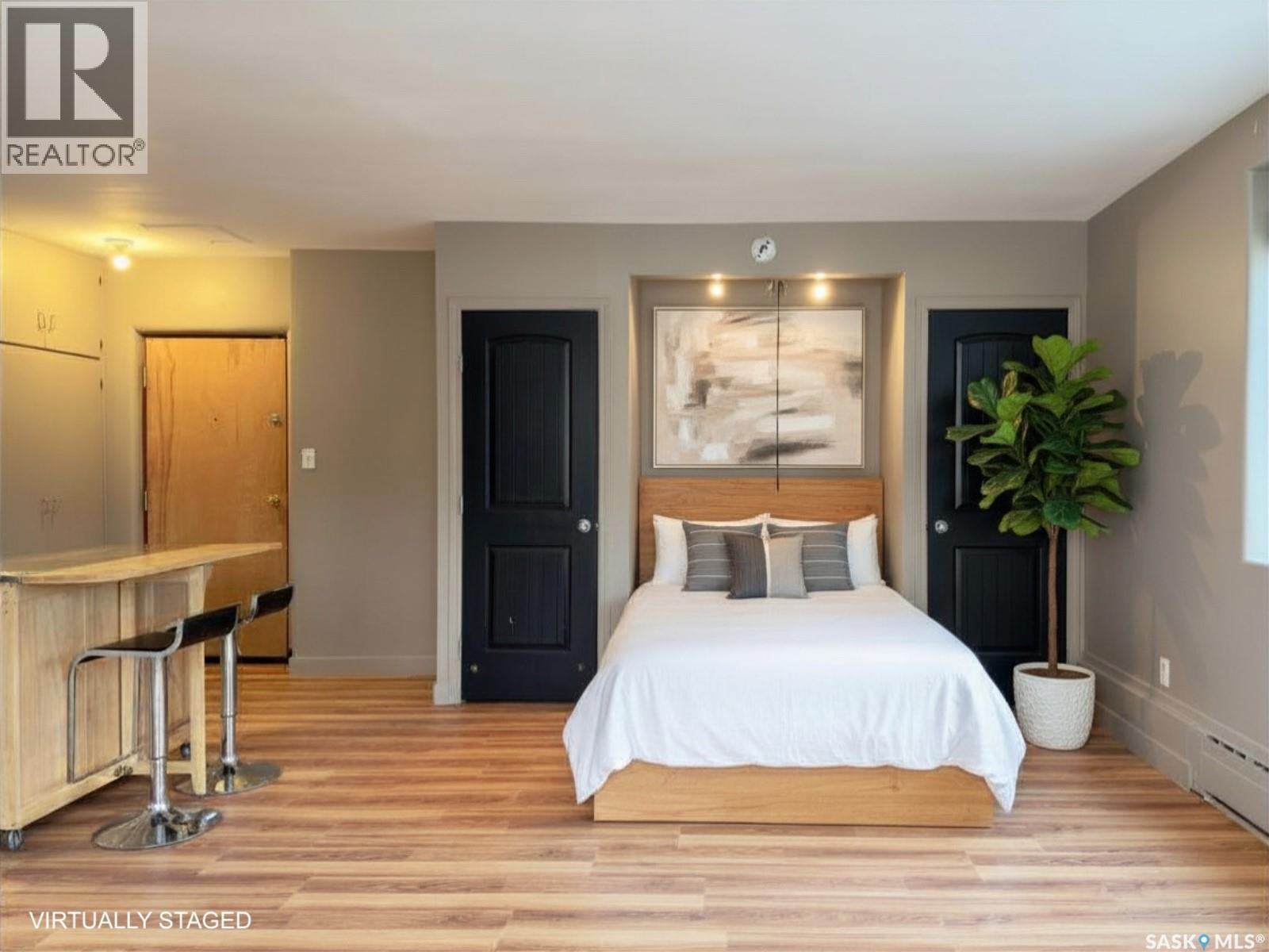2 400 4Th Avenue N, Saskatoon, SK - Indoor Photo Showing Bedroom