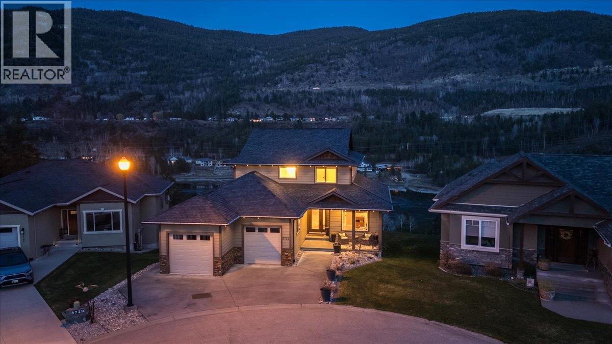 3733 Williston Road, Castlegar, BC - Outdoor