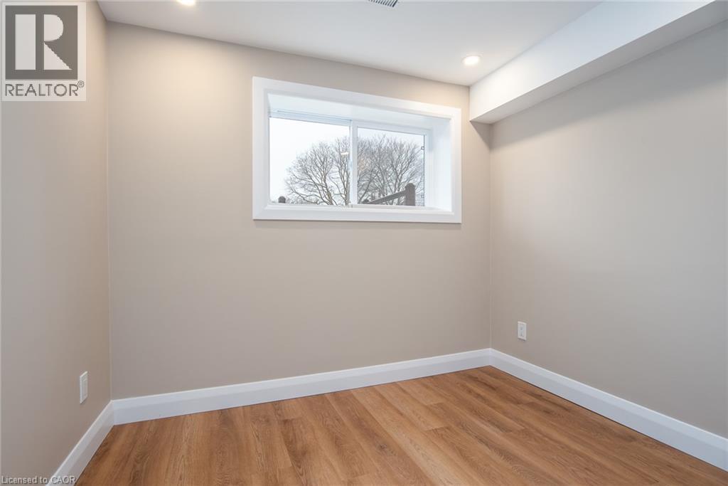627 Glen Forrest Boulevard, Waterloo, ON - Indoor Photo Showing Other Room