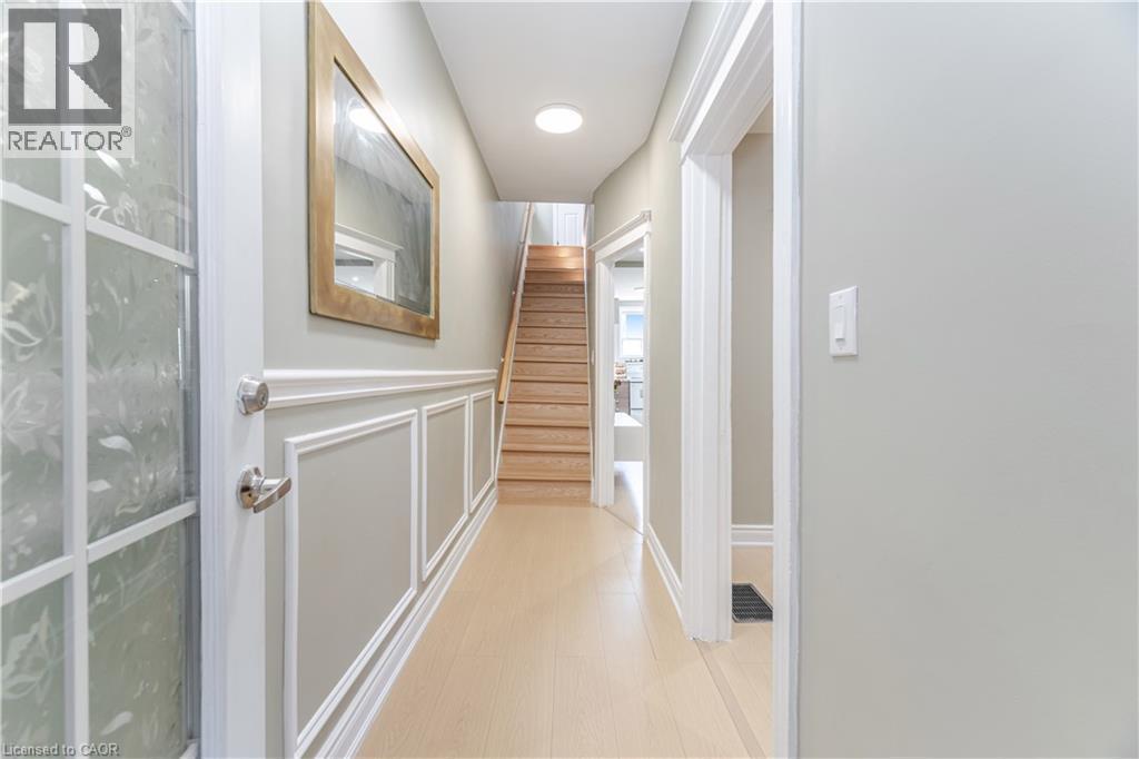 61 Stirton Street, Hamilton, ON - Indoor Photo Showing Other Room