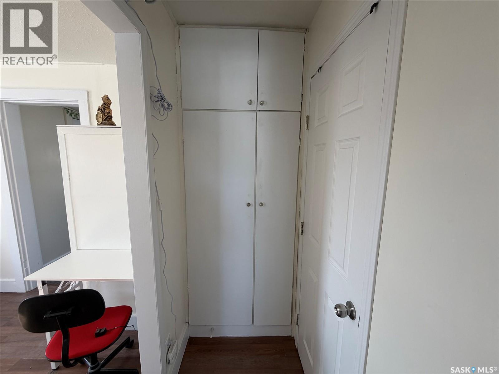 833 K Avenue N, Saskatoon, SK - Indoor Photo Showing Other Room