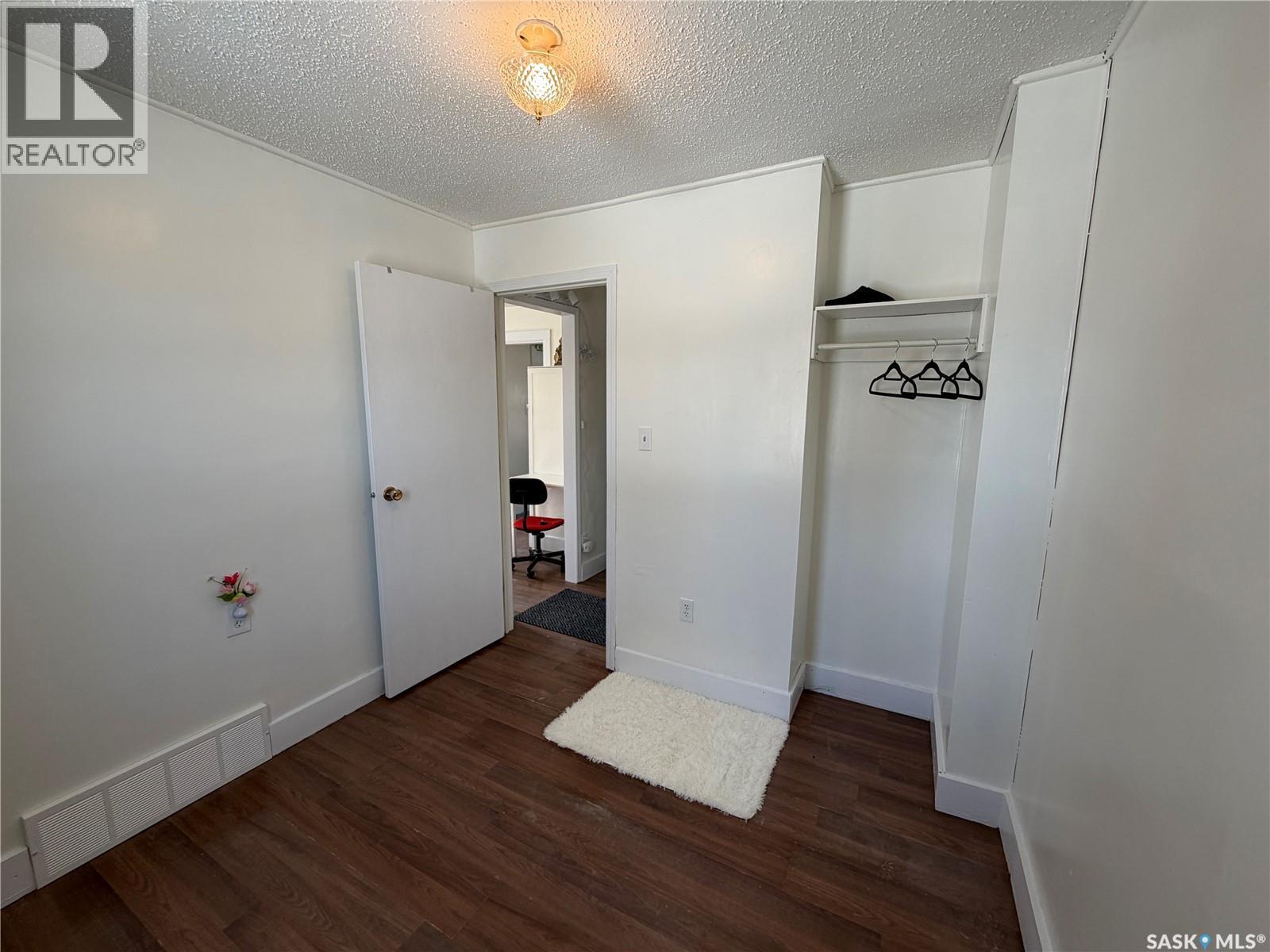833 K Avenue N, Saskatoon, SK - Indoor Photo Showing Other Room