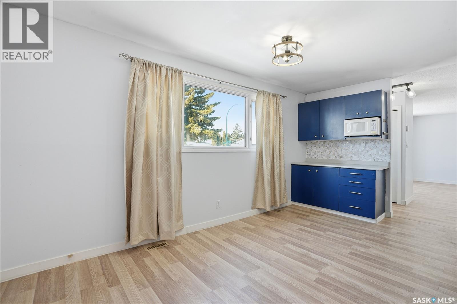 222 Smallwood Crescent, Saskatoon, SK - Indoor Photo Showing Other Room