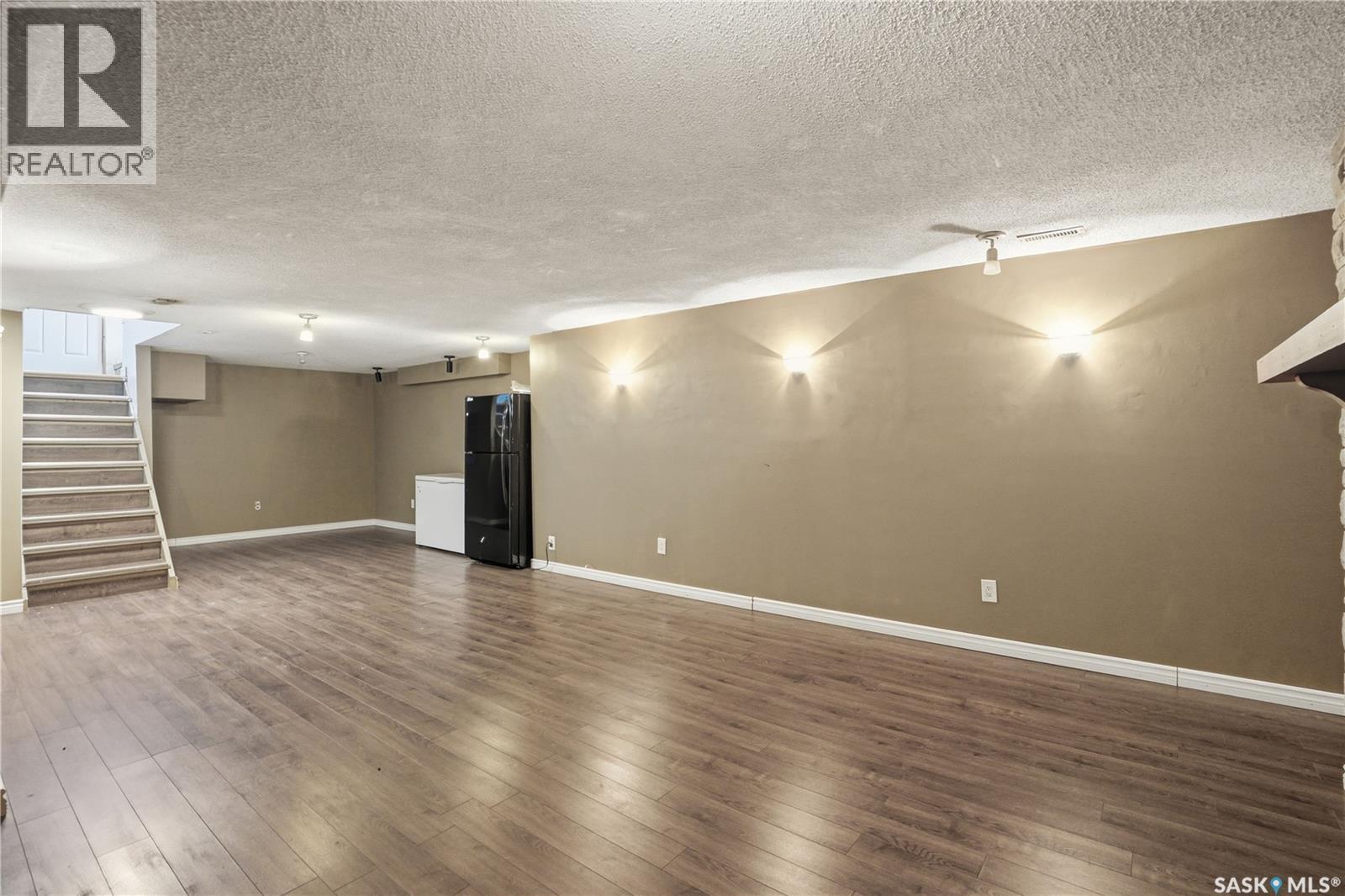 222 Smallwood Crescent, Saskatoon, SK - Indoor Photo Showing Other Room
