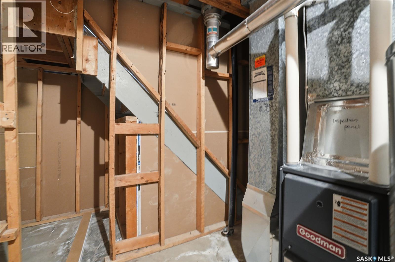 222 Smallwood Crescent, Saskatoon, SK - Indoor