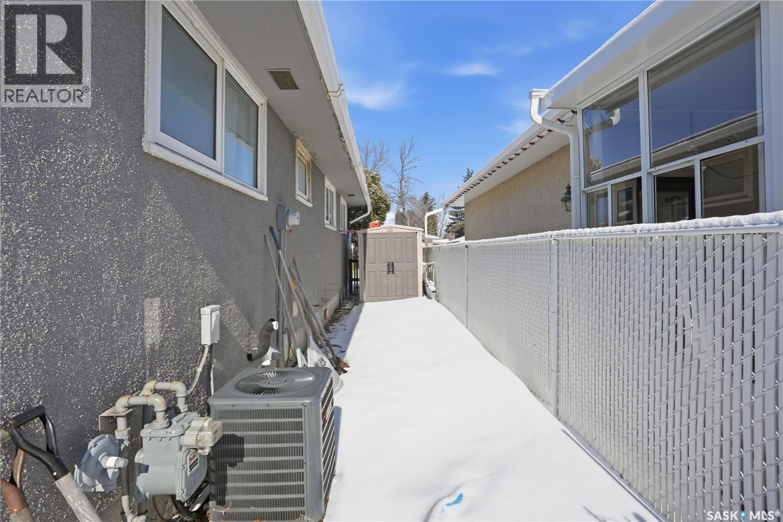 222 Smallwood Crescent, Saskatoon, SK - Outdoor