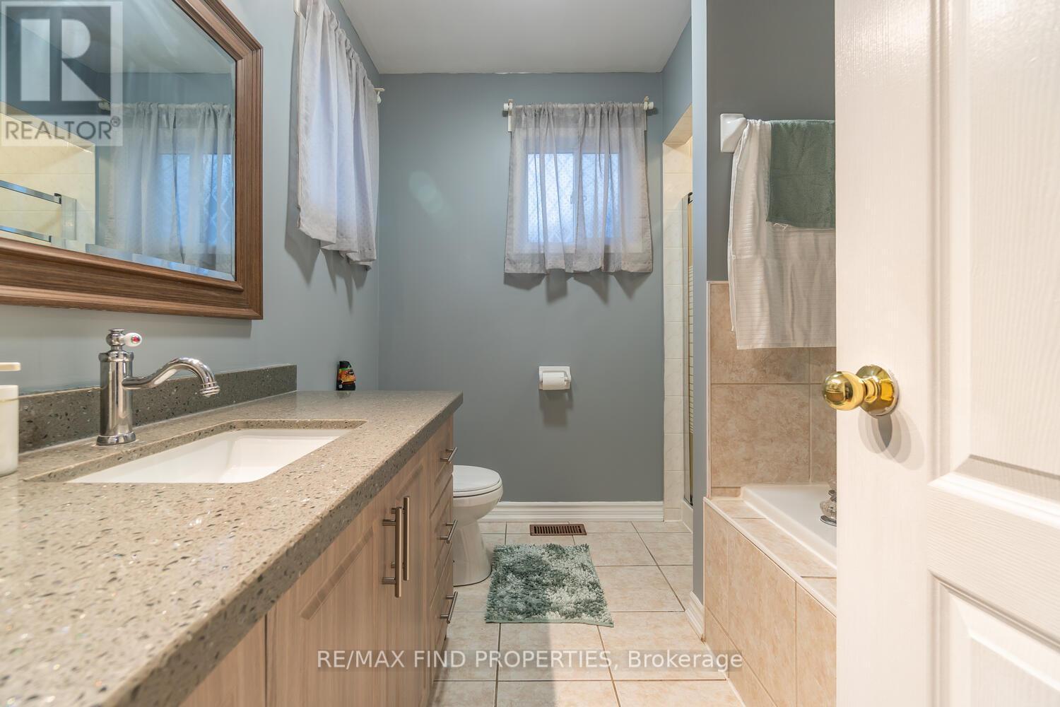 22 Ashmere Road, Brampton, ON - Indoor Photo Showing Bathroom