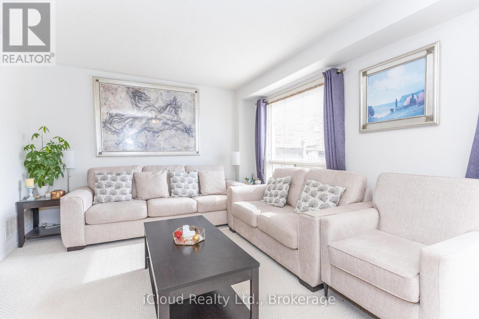 3842 Ridgepoint Way, Mississauga, ON - Indoor Photo Showing Living Room