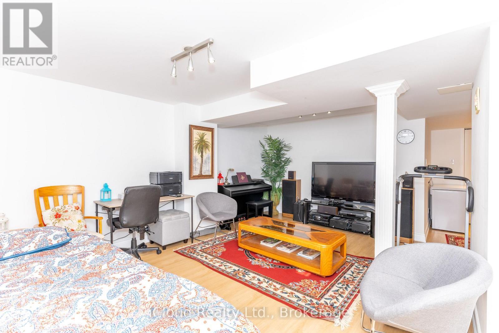 3842 Ridgepoint Way, Mississauga, ON - Indoor