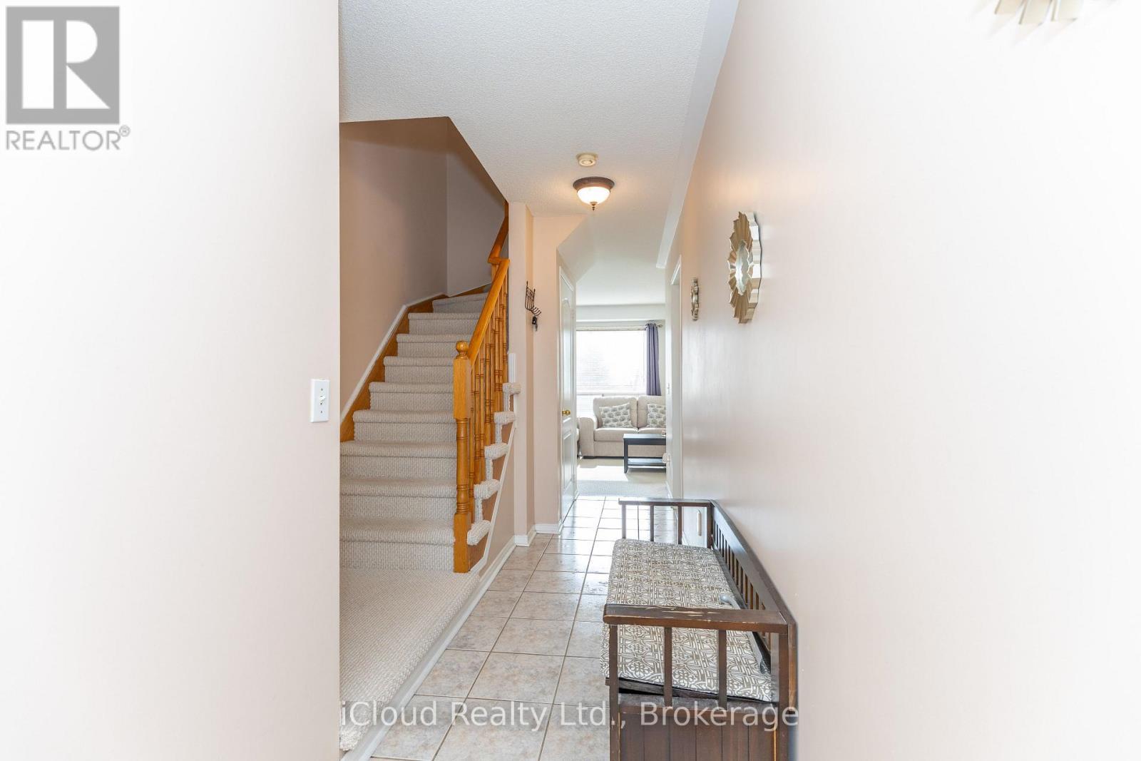 3842 Ridgepoint Way, Mississauga, ON - Indoor Photo Showing Other Room