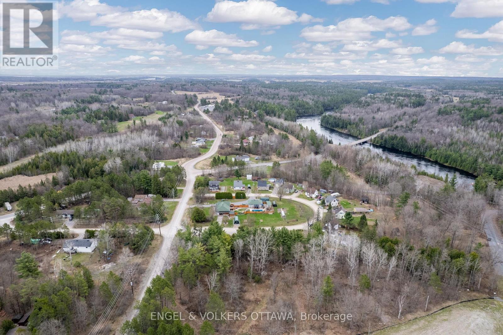 Lot 9 Devlin Crescent, Mcnab/Braeside, ON