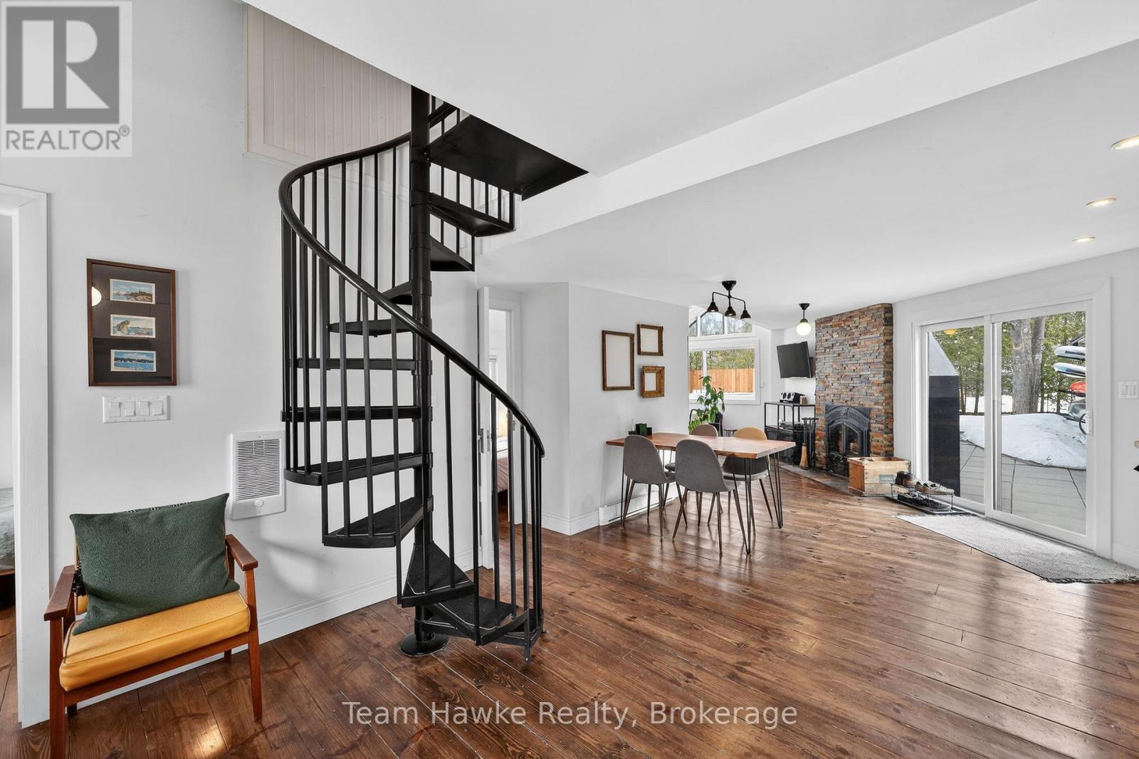 283 Tiny Beaches Road S, Tiny, ON - Indoor