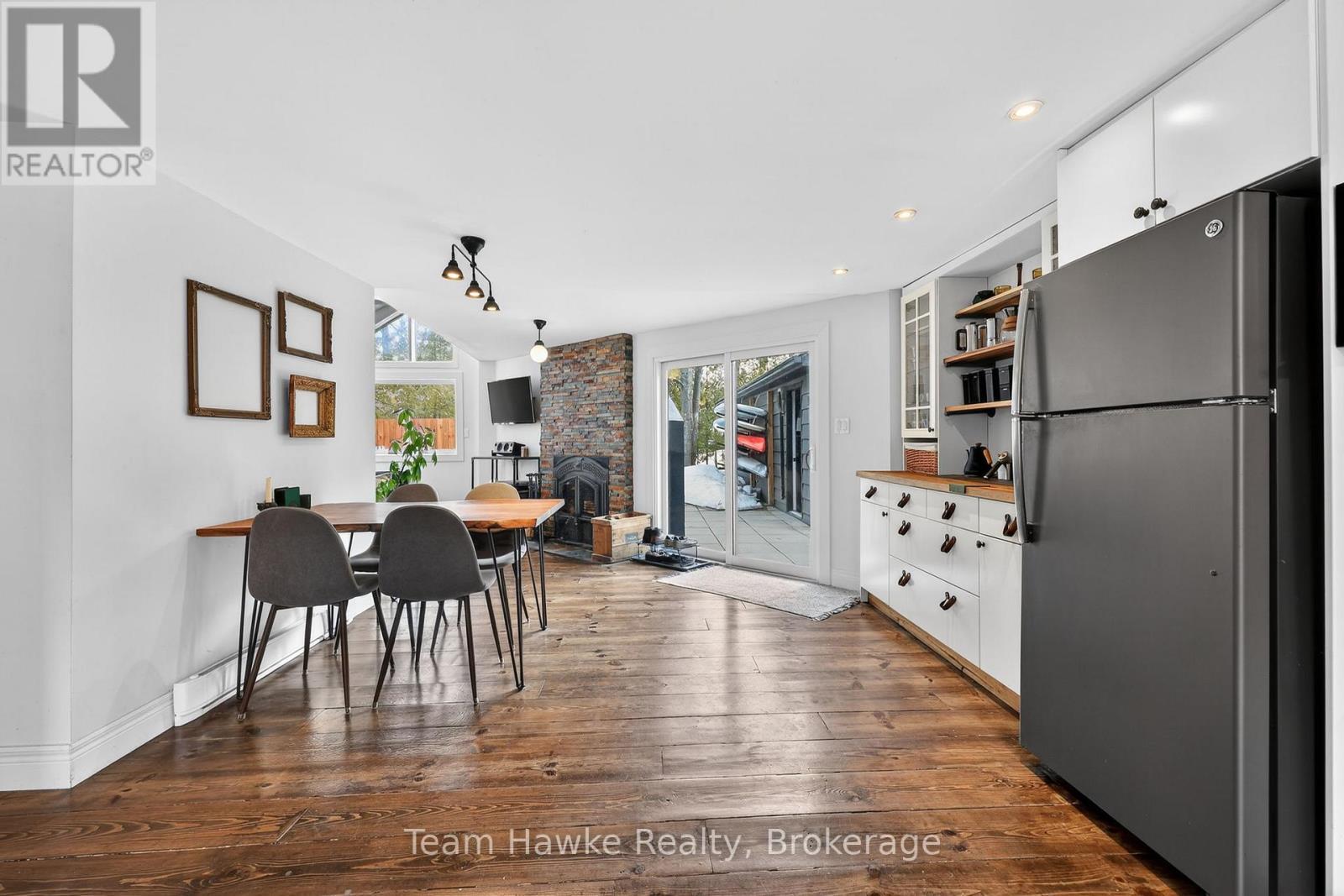 283 Tiny Beaches Road S, Tiny, ON - Indoor