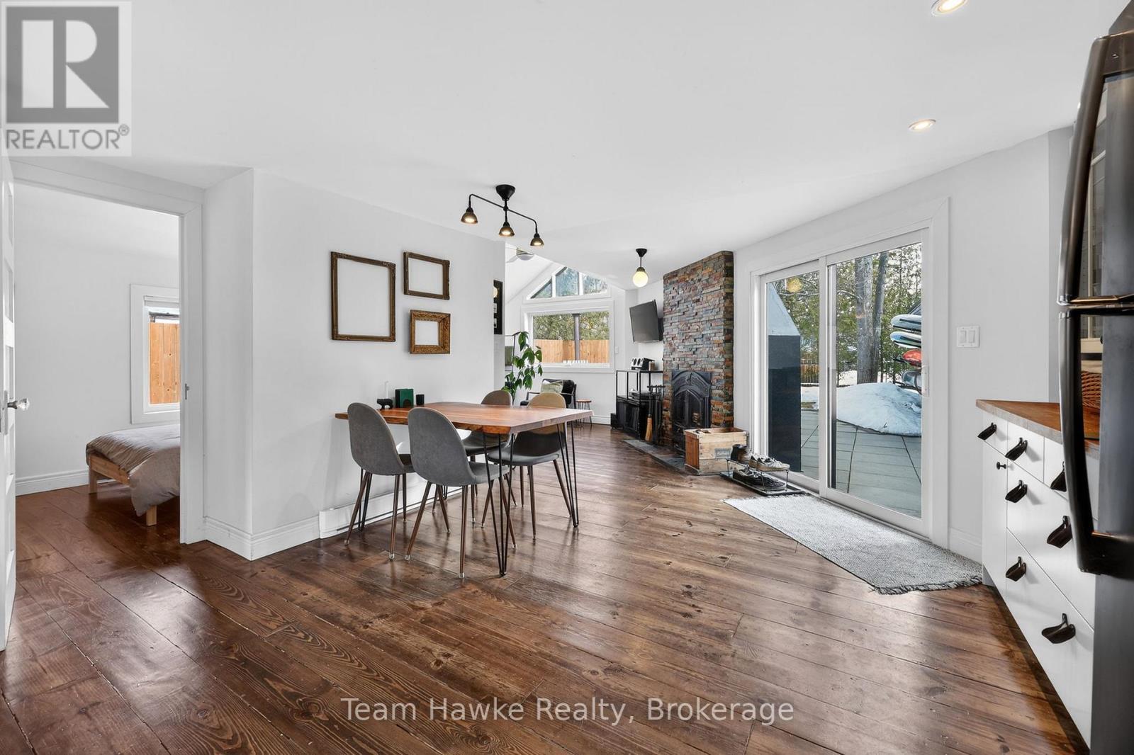 283 Tiny Beaches Road S, Tiny, ON - Indoor