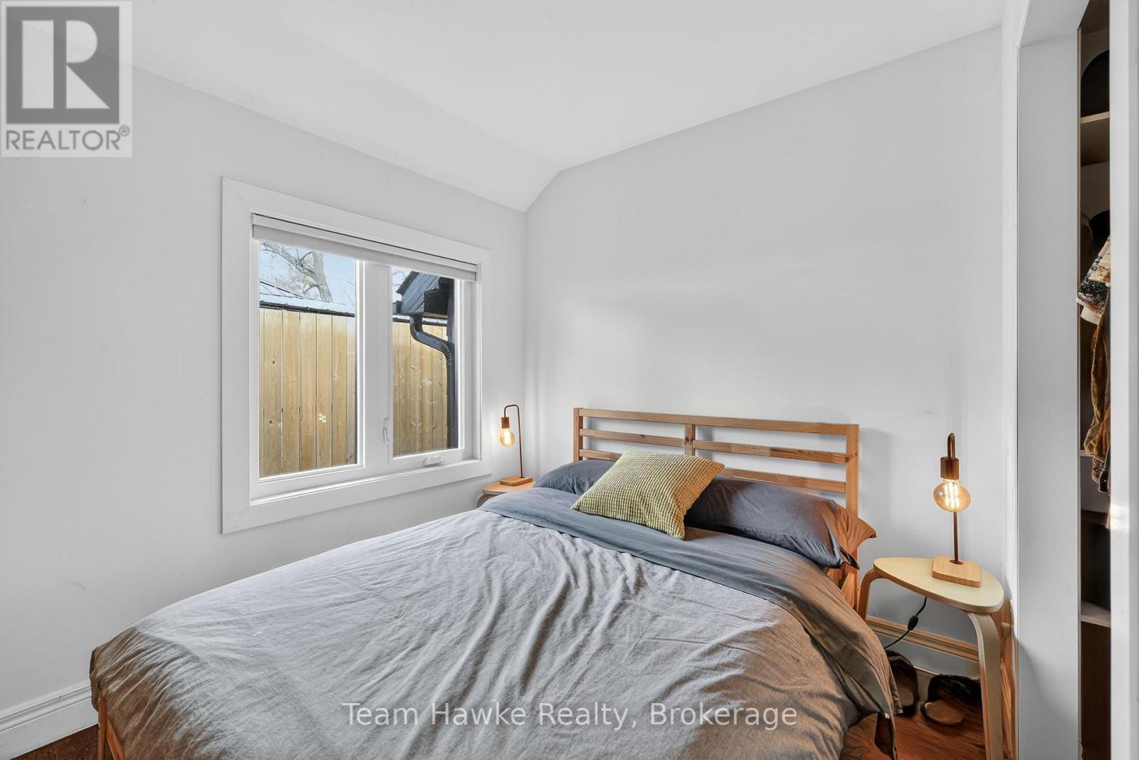 283 Tiny Beaches Road S, Tiny, ON - Indoor Photo Showing Bedroom