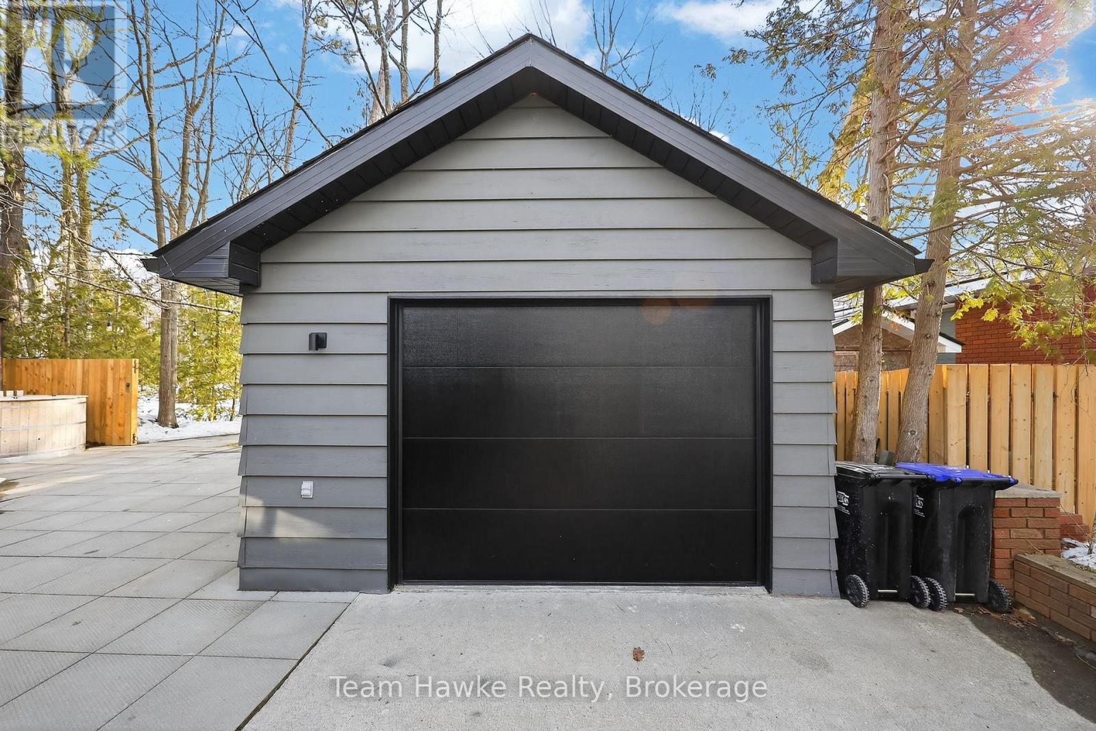 283 Tiny Beaches Road S, Tiny, ON - Outdoor With Exterior