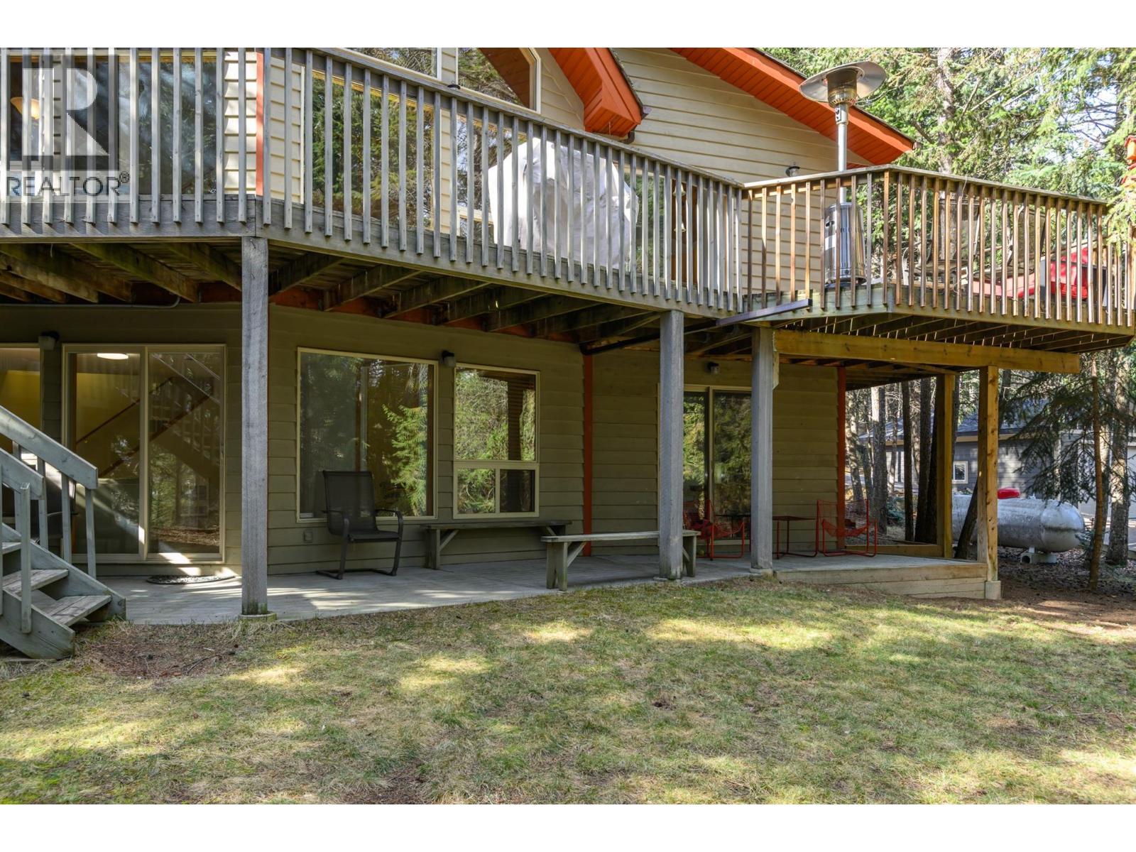 4943 Timber Way, Windermere, BC - Outdoor With Deck Patio Veranda