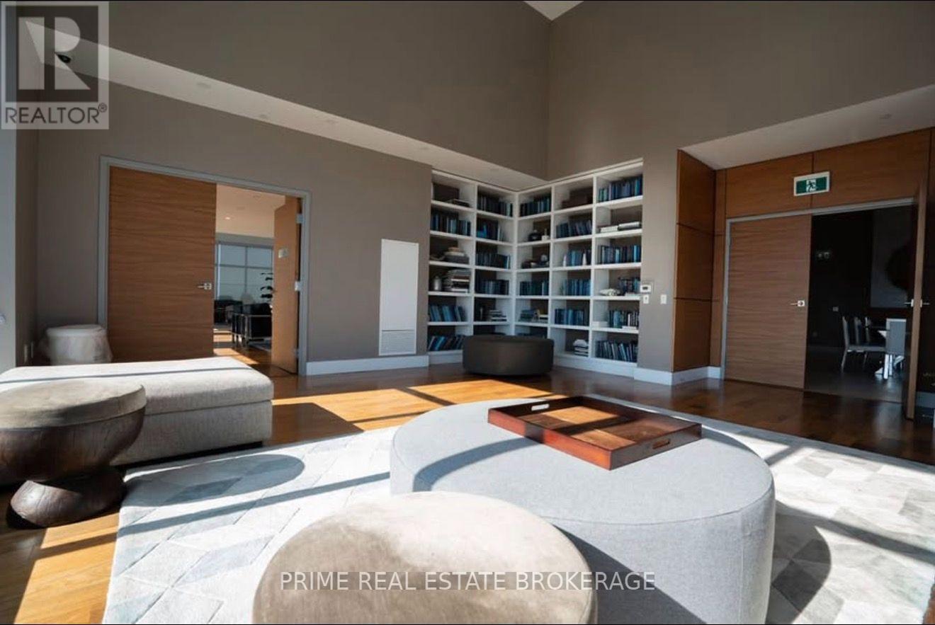 2503 - 505 Talbot Street, London East (East F), ON - Indoor