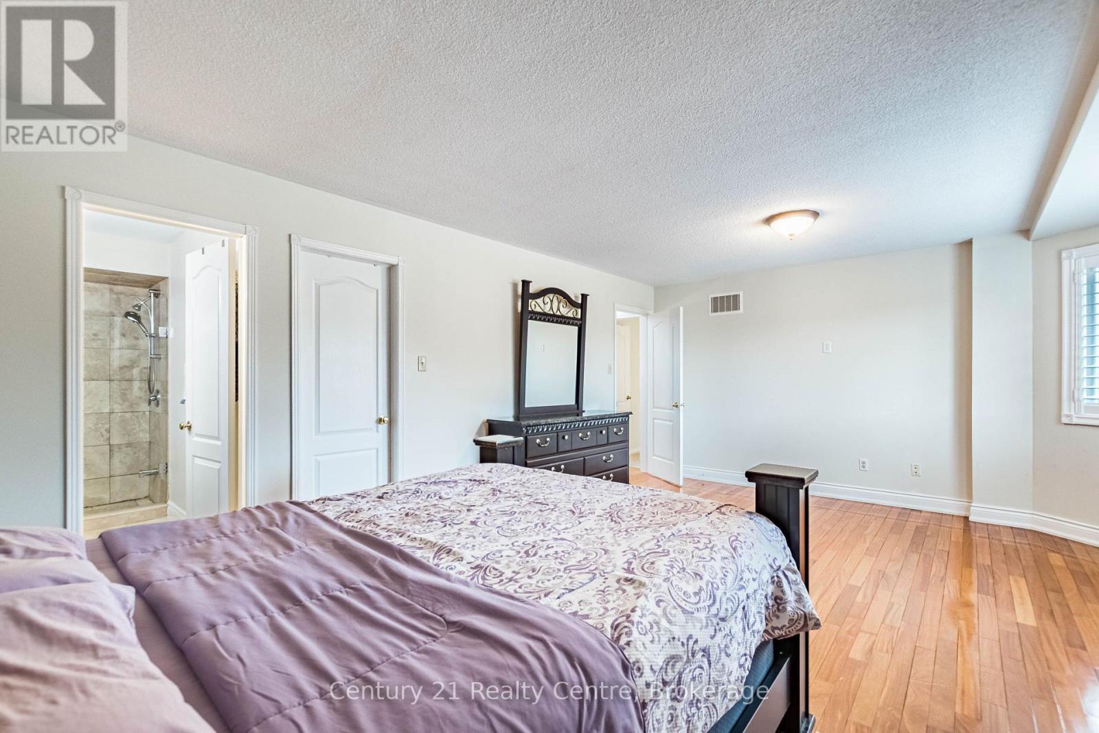 3349 Loyalist Drive, Mississauga, ON - Indoor Photo Showing Bedroom