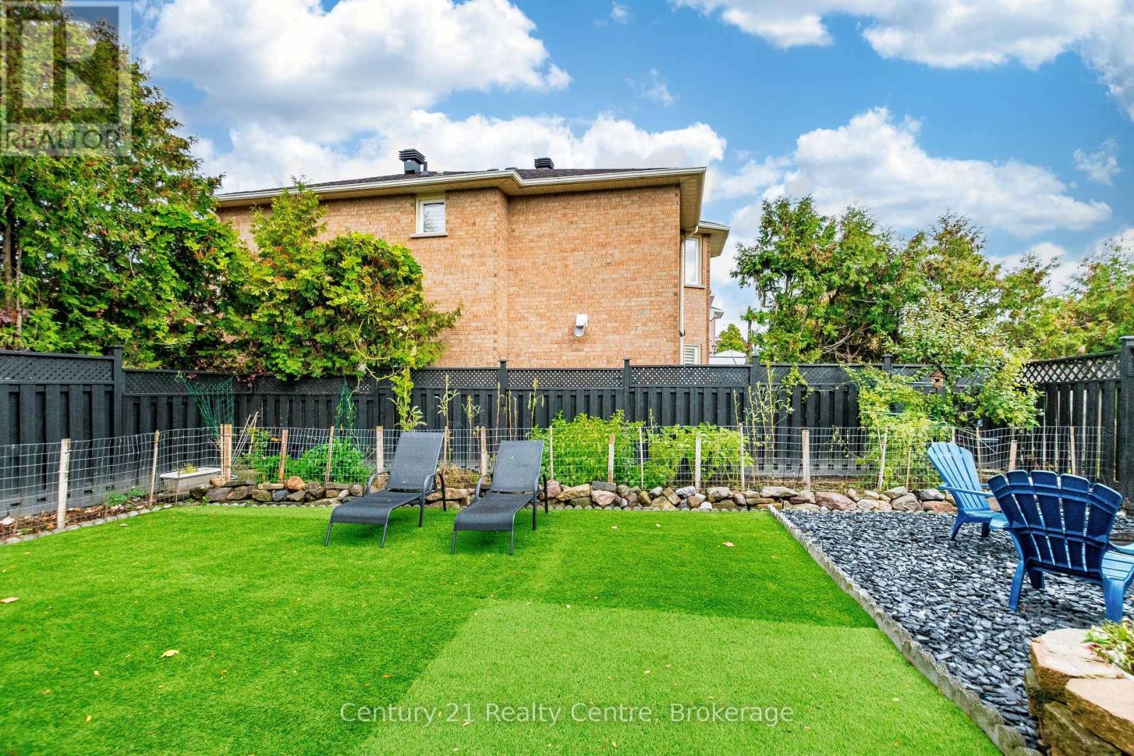 3349 Loyalist Drive, Mississauga, ON - Outdoor