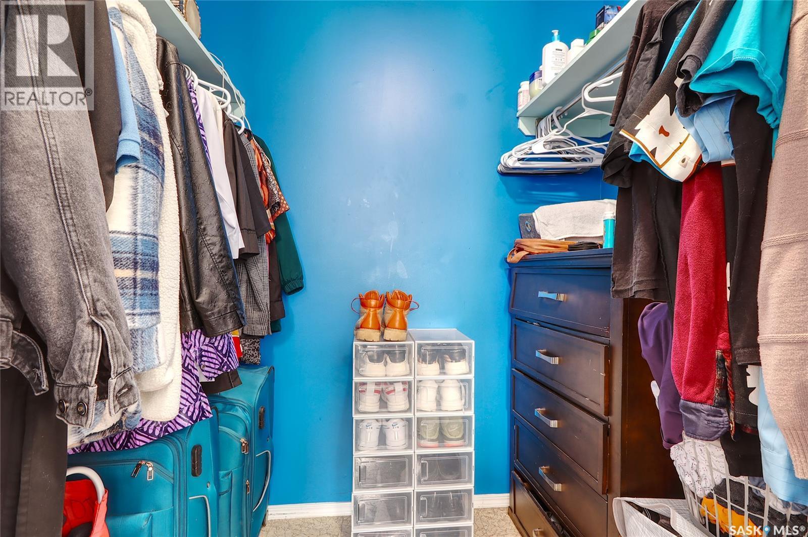 4160 Castle Road, Regina, SK - Indoor With Storage