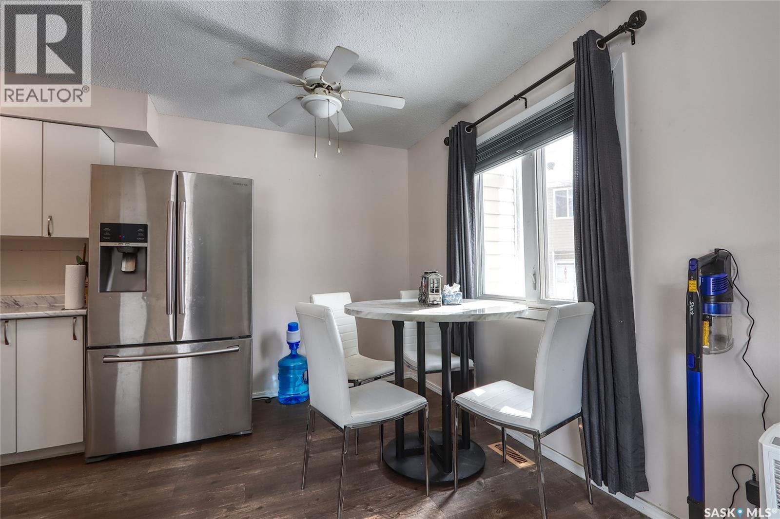 4160 Castle Road, Regina, SK - Indoor Photo Showing Other Room