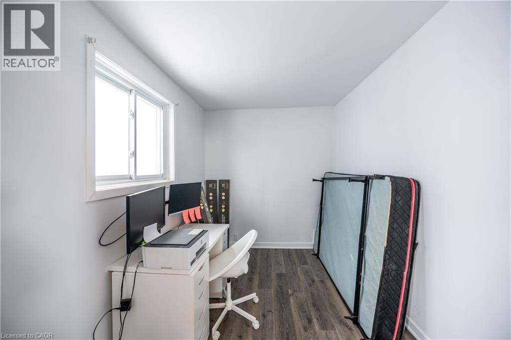 92 Frederick Avenue, Hamilton, ON - Indoor