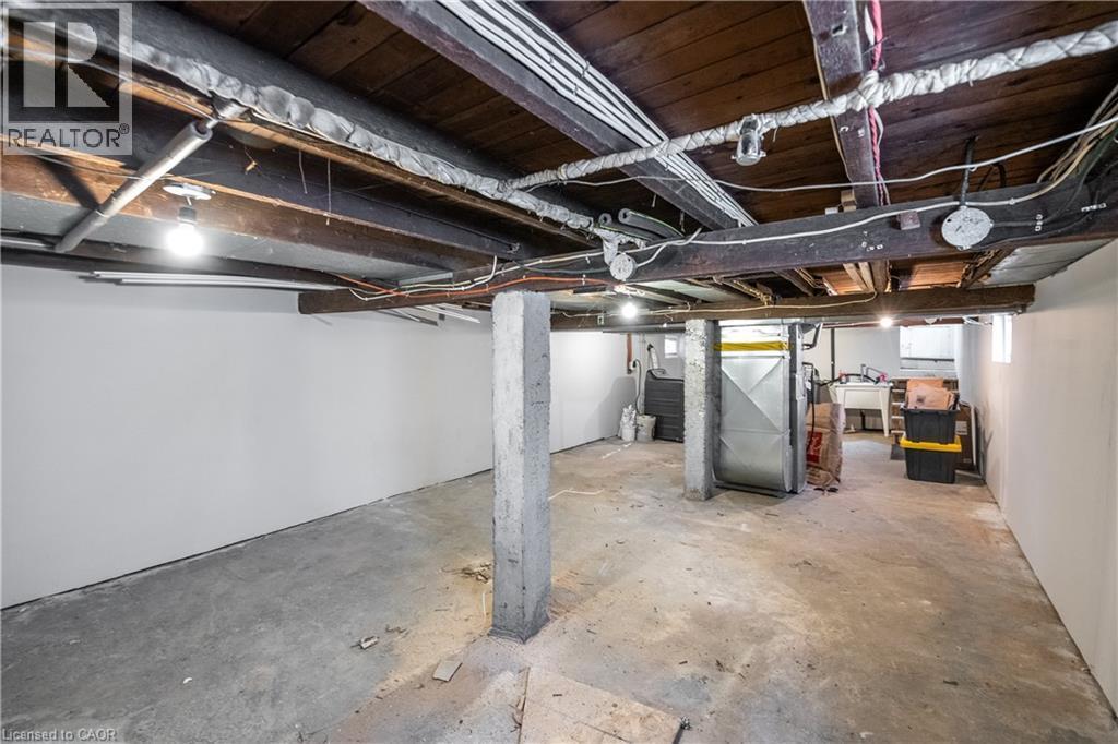 92 Frederick Avenue, Hamilton, ON - Indoor Photo Showing Basement