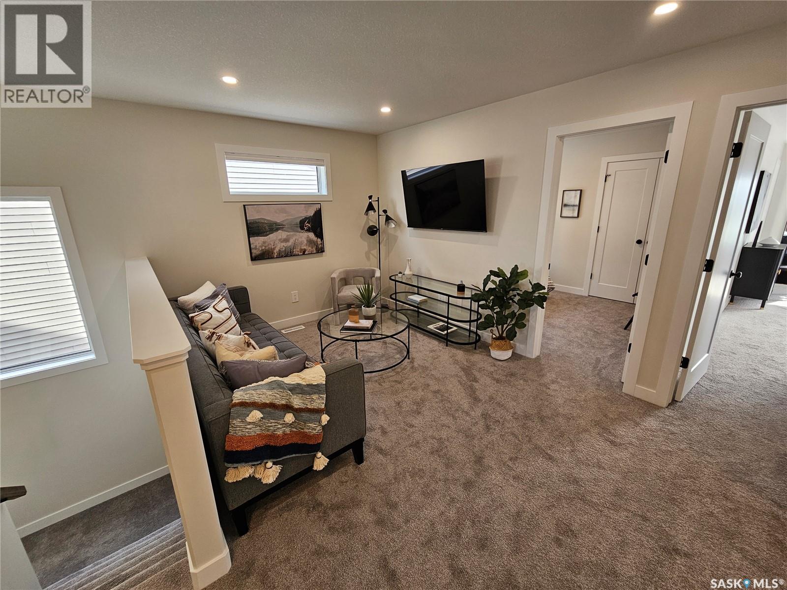 8 Vancouver Crescent, Pilot Butte, SK - Indoor