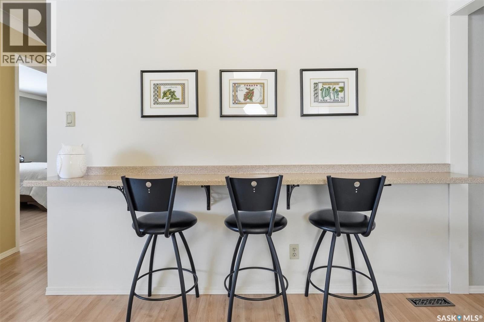 106 Laurentian Drive, Saskatoon, SK - Indoor