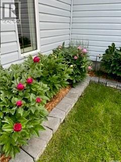 106 Laurentian Drive, Saskatoon, SK - Outdoor