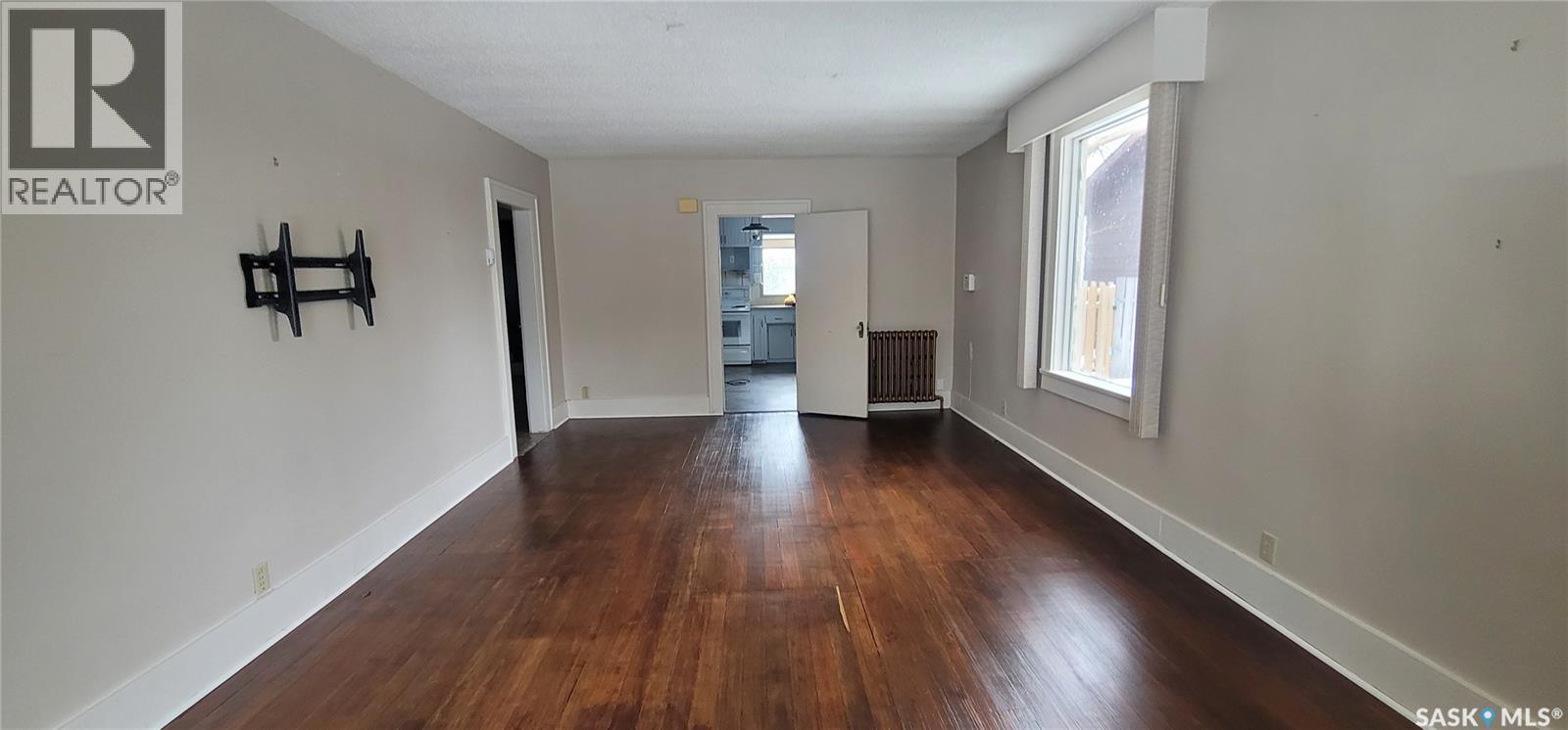 703 Main Street, Kipling, SK - Indoor Photo Showing Other Room