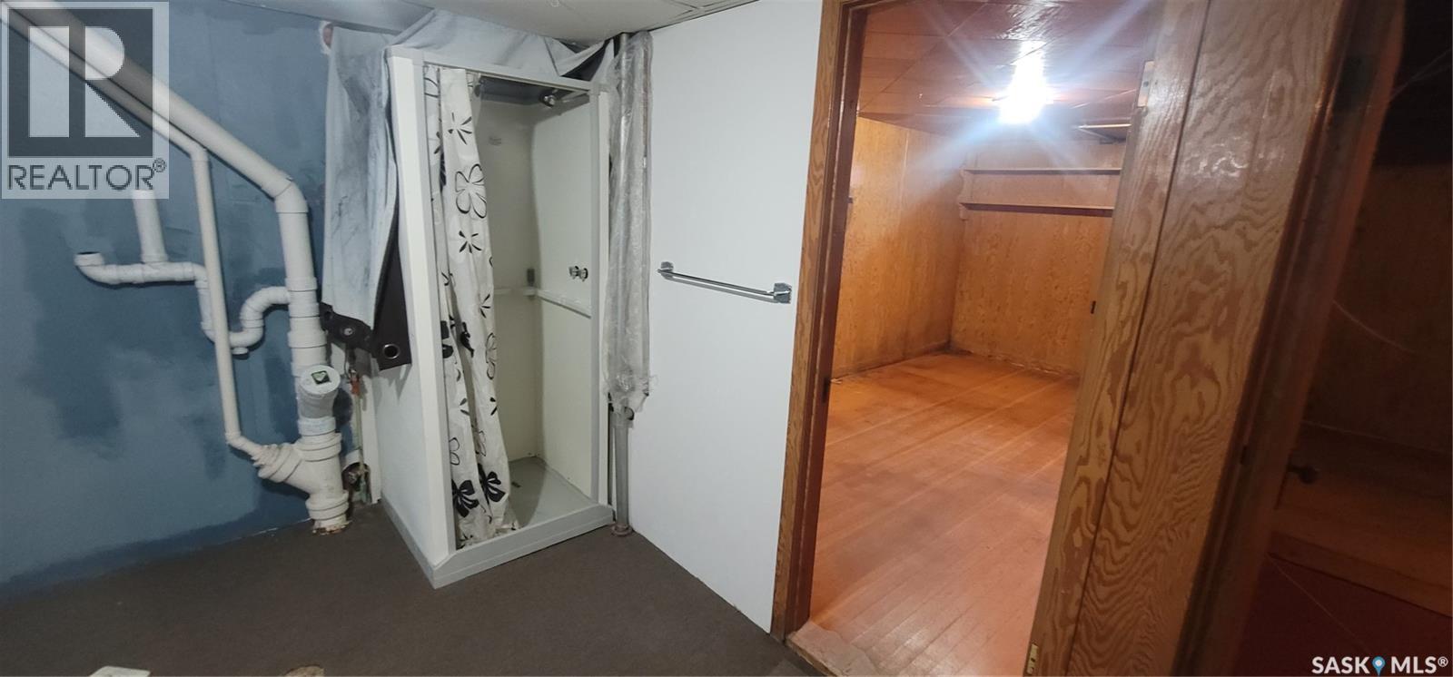 703 Main Street, Kipling, SK - Indoor Photo Showing Other Room