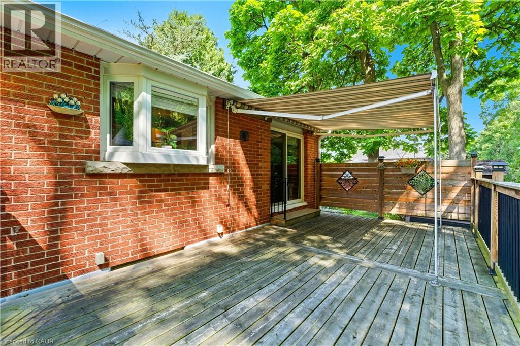 894 Bishop Place, Ancaster, ON - Outdoor With Deck Patio Veranda