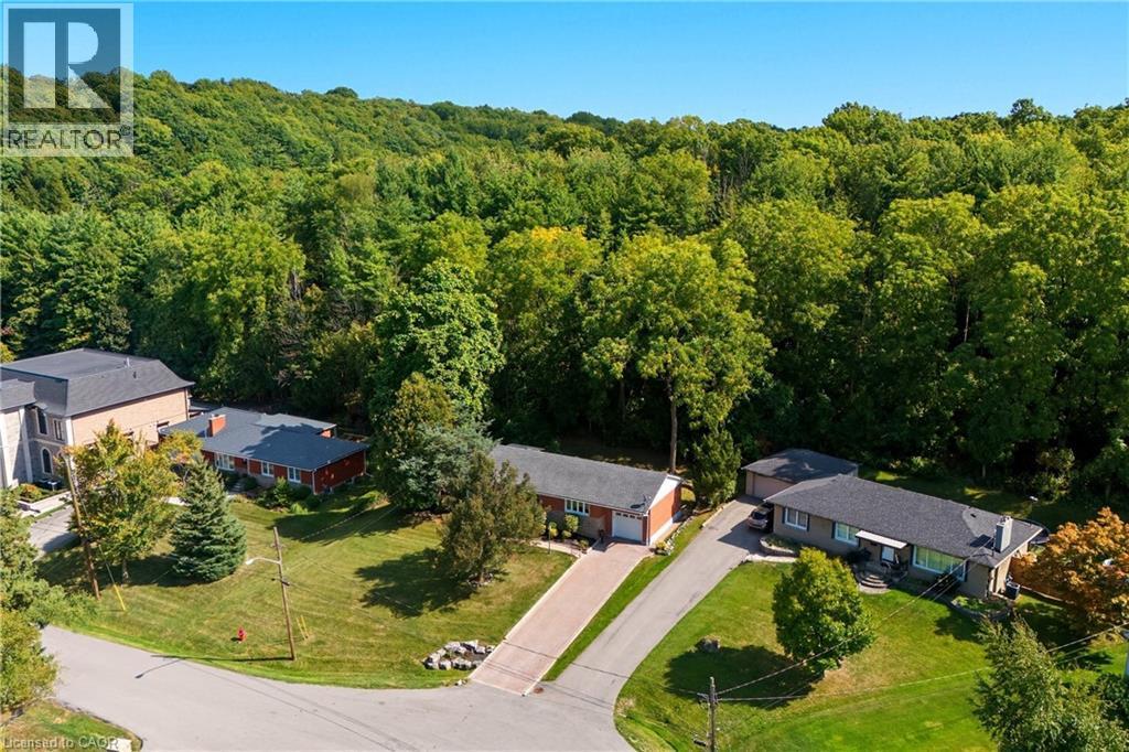 894 Bishop Place, Ancaster, ON - Outdoor With View