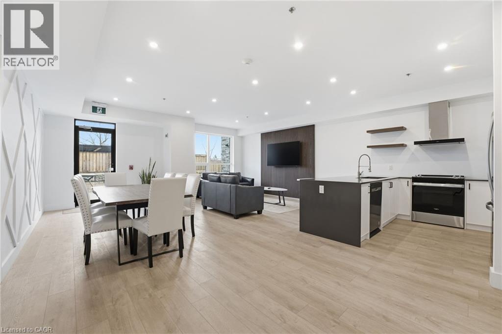 Party Room - 120 Springvalley Crescent Unit# 203, Hamilton, ON - Indoor