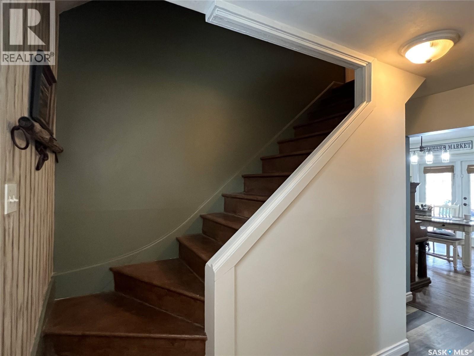 113 2Nd Avenue Se, Dorintosh, SK - Indoor Photo Showing Other Room