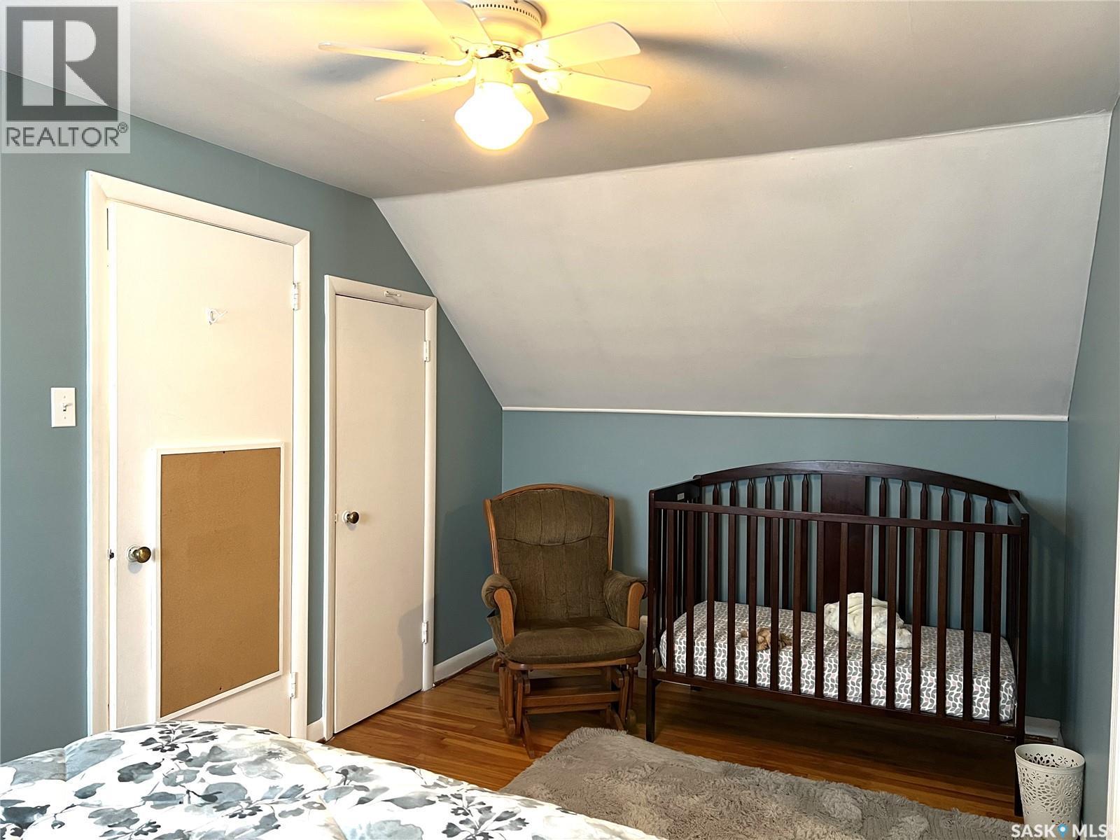 113 2Nd Avenue Se, Dorintosh, SK - Indoor Photo Showing Bedroom