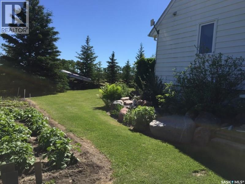 113 2Nd Avenue Se, Dorintosh, SK - Outdoor