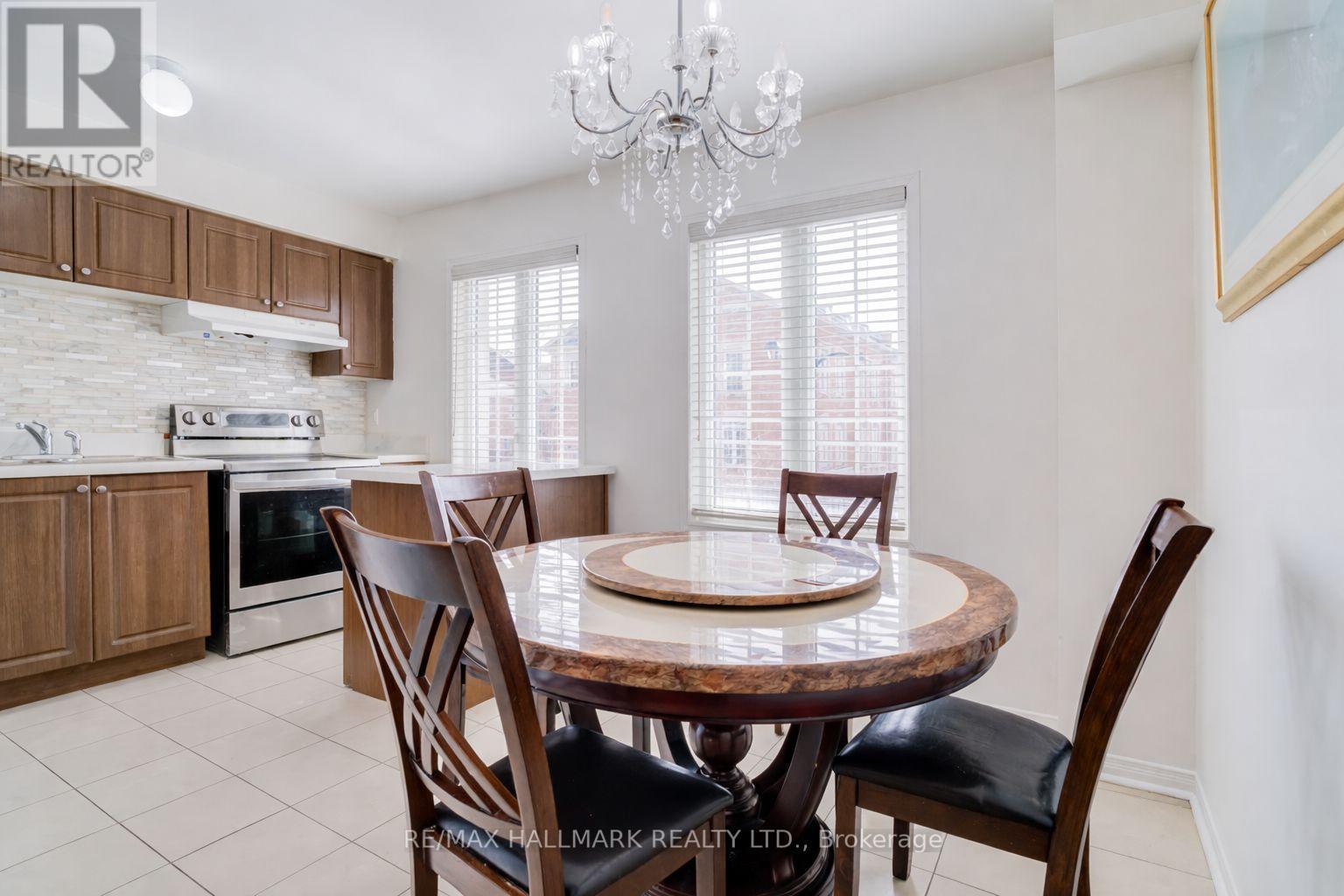 55 Ted Wray Circle, Toronto, ON - Indoor Photo Showing Dining Room