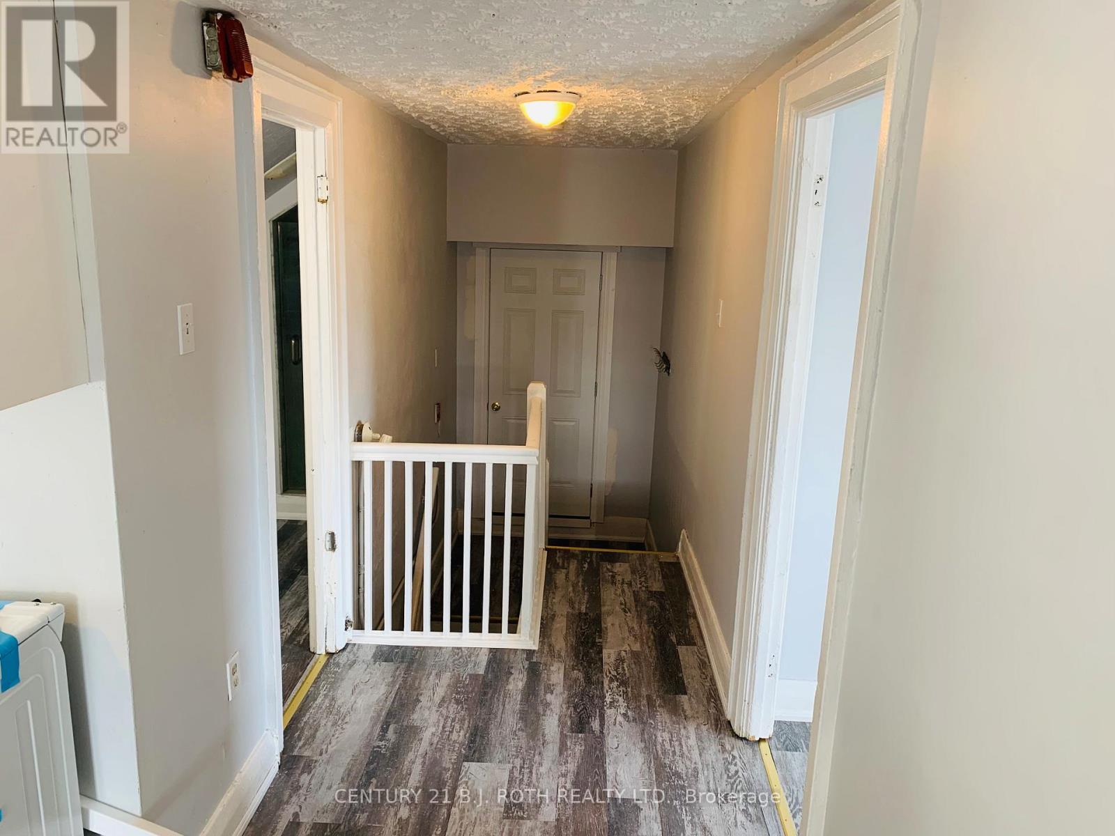 156 Dunlop Street W, Barrie, ON - Indoor Photo Showing Other Room