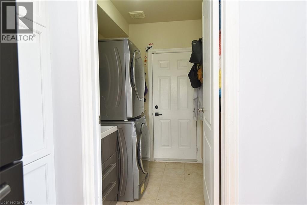 39 Panabaker Drive Unit# 7, Ancaster, ON - Indoor