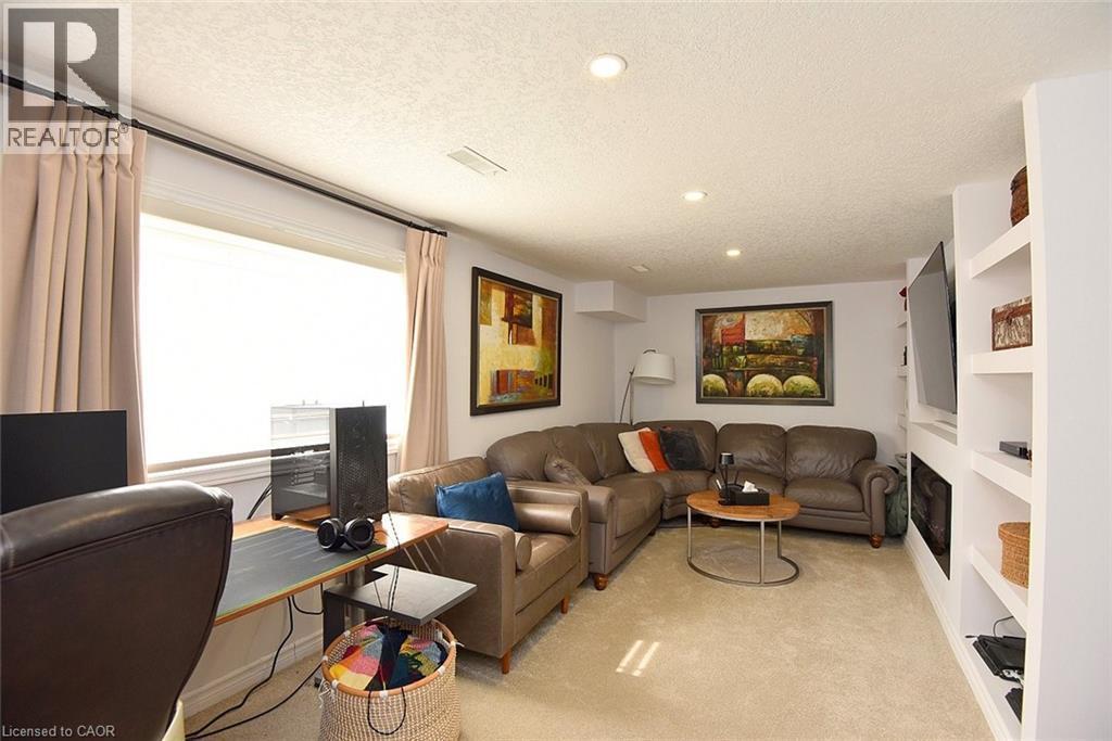 Lower Level view of Media Room - 39 Panabaker Drive Unit# 7, Ancaster, ON - Indoor Photo Showing Living Room