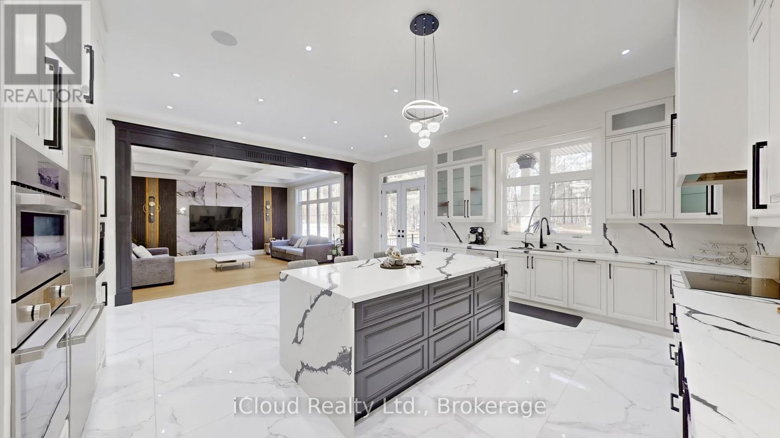 1200 Conservation Road, Milton, ON - Indoor Photo Showing Kitchen With Upgraded Kitchen